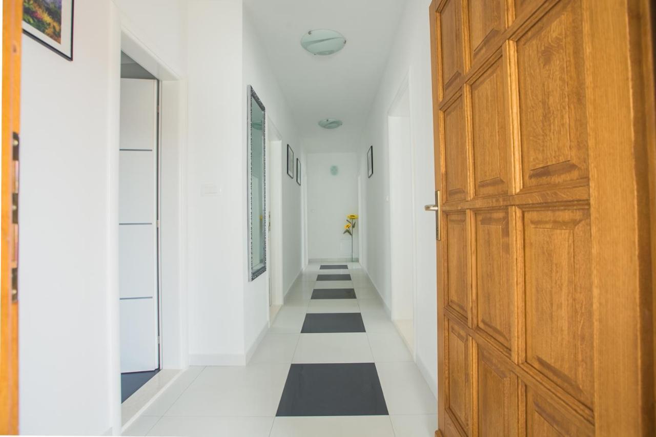 Lotus Apartman Split Bagian luar foto